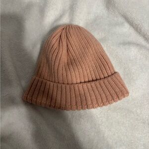 Pink hat/tuque. Ardene.